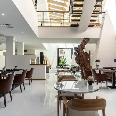 Отель Valverde Design Country