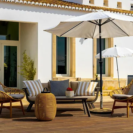 Hotell Valverde Design Country 5*